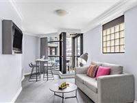 1 Bedroom Apartment Lounge-Mantra Sydney Central