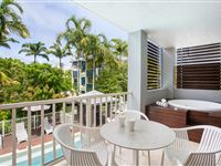 Mantra-AqueouMantra Aqueous on Port - 1 Bedroom Spa Apartment Balconys-Port-Douglas-Port-Douglas-1-Bedroom-Spa-Apartments-Balco