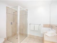 Mantra Aqueous on Port - 1 Bedroom Spa Apartment Bathroom