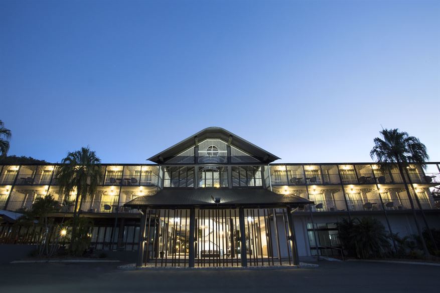 Club online crocodile airlie