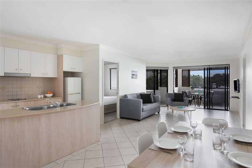 2 Bedroom Suite - Mantra Heritage Port Douglas