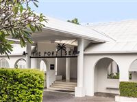 Port-Douglas-Portsea-Front-Exterior-1