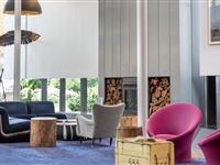 Peppers-Gallery-Hotel-Canberra_Lobby_2
