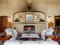 PeppersManorHouseFood63