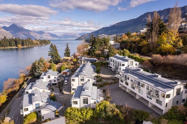 Mantra The Point Exterior View