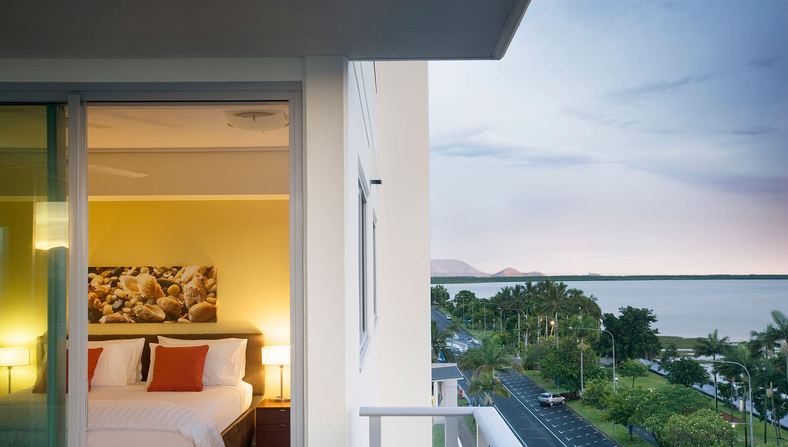 One Bedroom  Ocean View Apartment at Mantra Trilogy, Cairns