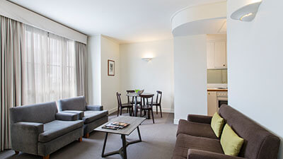 Long Stay Accommodation Melbourne - Mantra on Joli