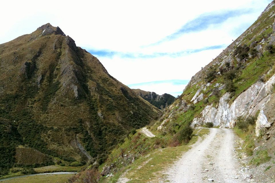 Hire a bike and scale the summit in Launceston